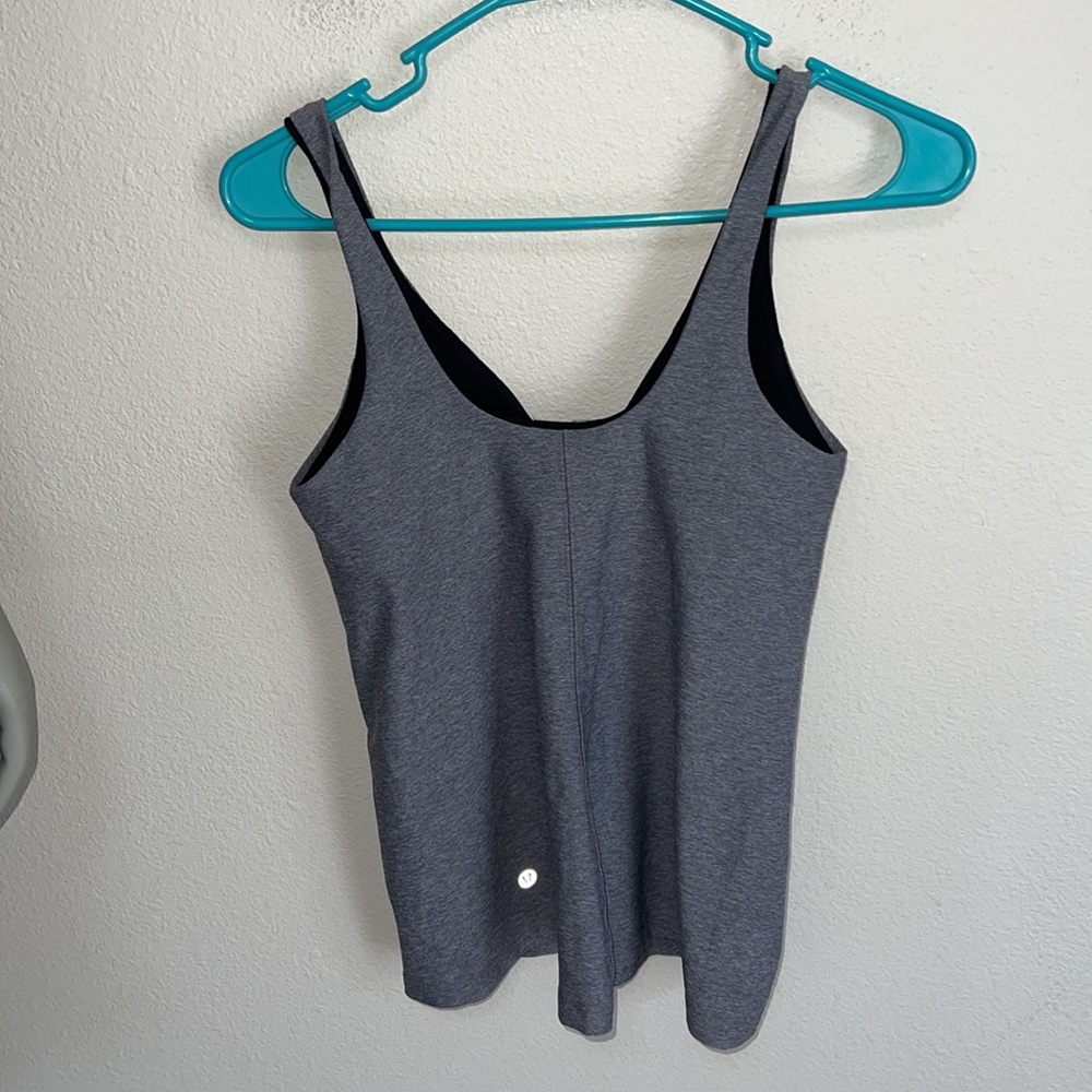 Lululemon - Picture 2 of 3